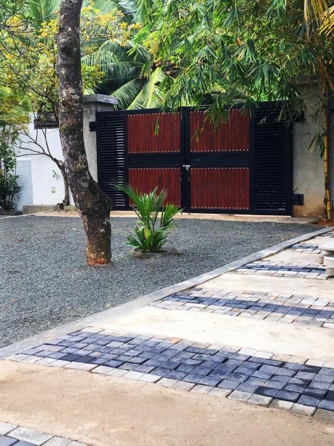 Triple Edge Villa Unawatuna Extérieur photo